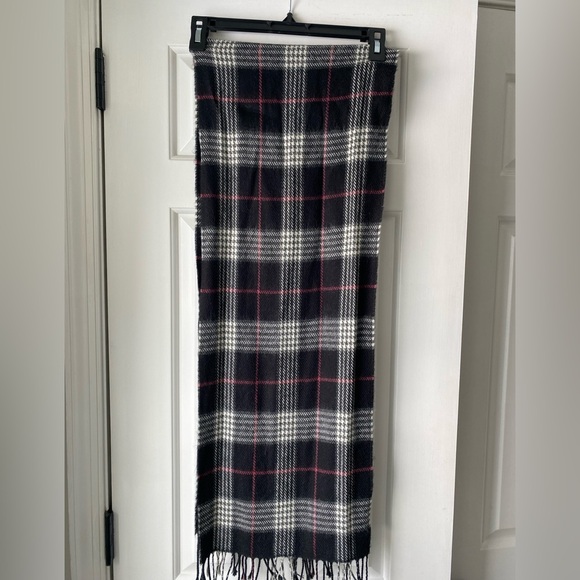 Plaid Soft Winter Scarf - Picture 1 of 3